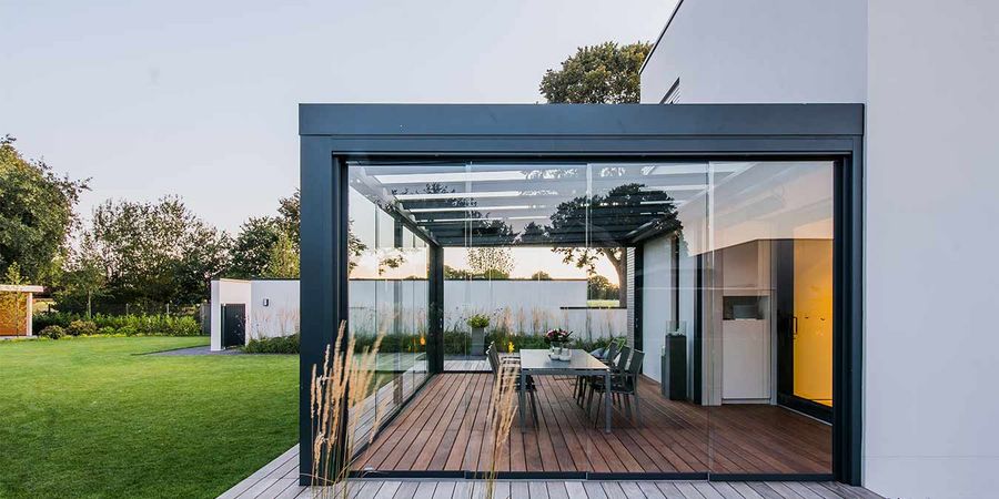 Windschutz - Glashaus an der Terrasse - Solarlux